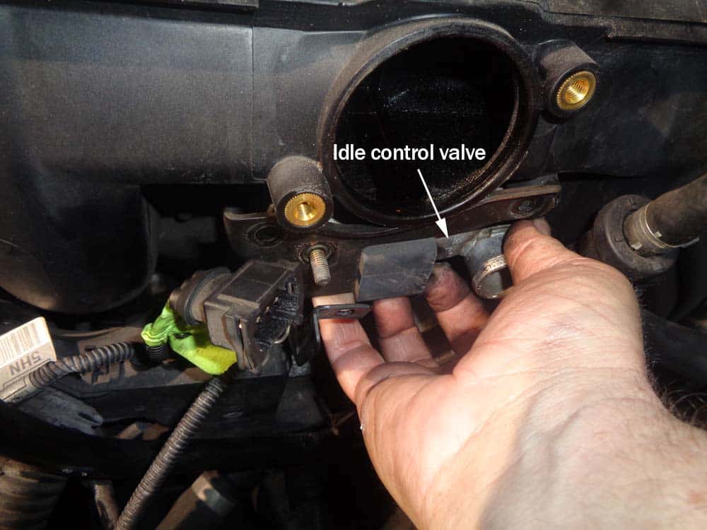 See P2483 repair manual